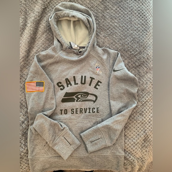 Seahawks special salute to service Nike Therma-Fit sweatshirt. Small. - Picture 2 of 6